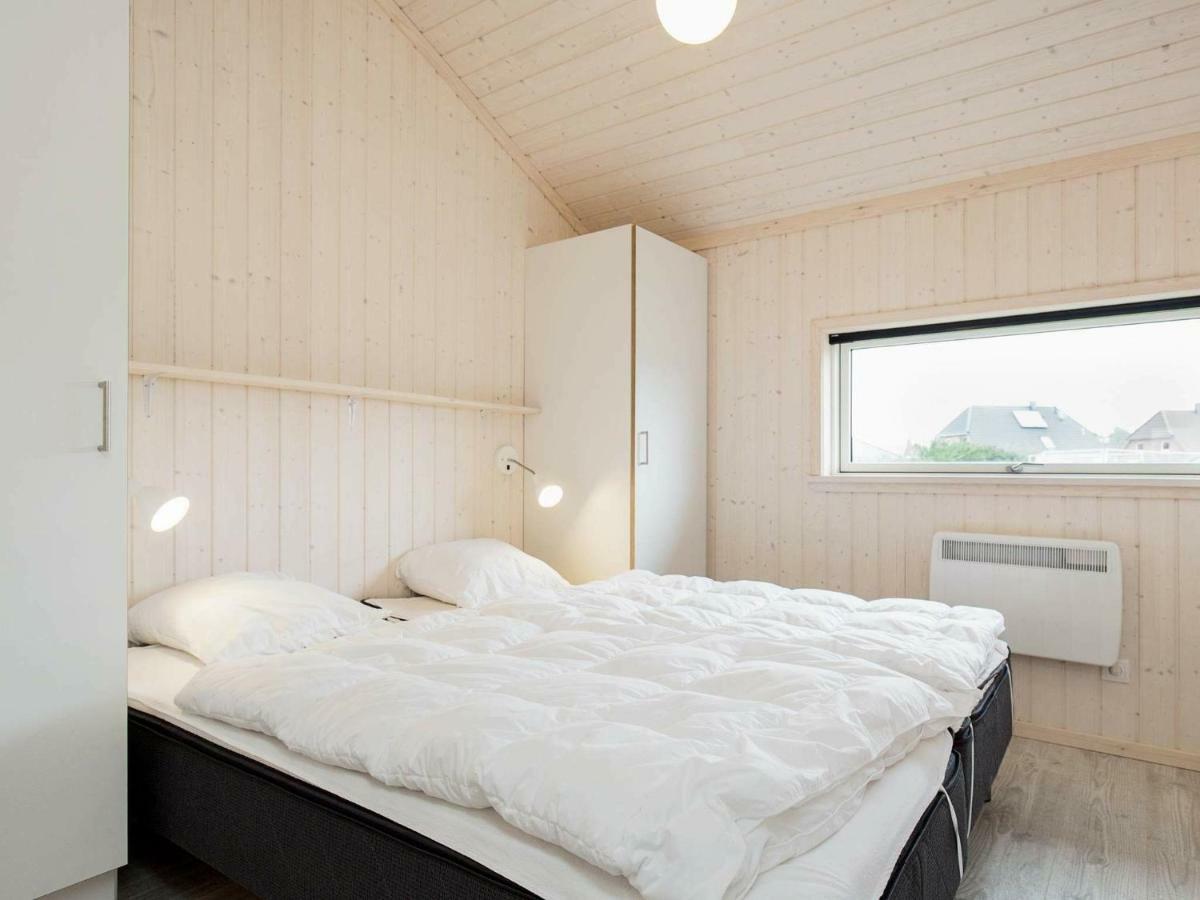 8 Person Holiday Home In Gro Enbrode Grossenbrode Exterior foto